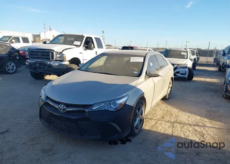 2015 Toyota Camry Se z USA, uszkodzony, nr VIN 4T1BF1FK1FU963556